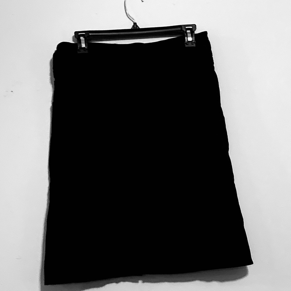 Forever 21 Classic Black Pencil Skirt